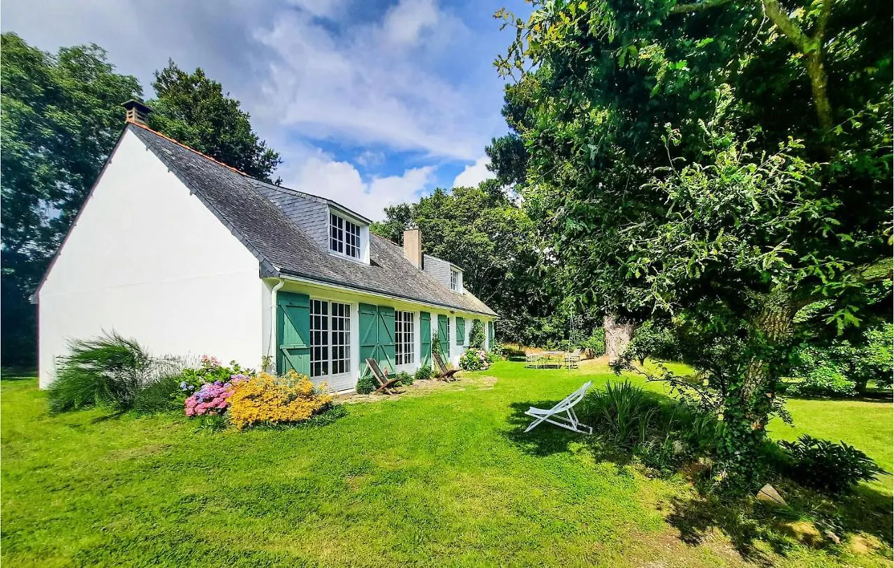 3 Bedroom Nice Home In Clohars-Carnoet Keranquernat